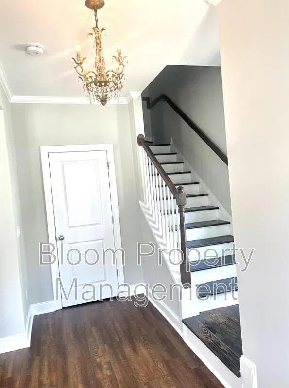 3 bed, 2.5 bath, 1700 sqft, $2,950 — Photo 4