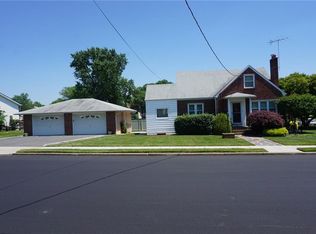 160 Ridgeley Ave, Iselin, NJ 08830