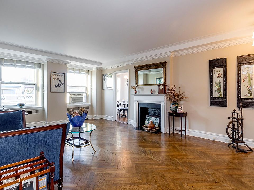 1st image of 49 E 86th St #17B