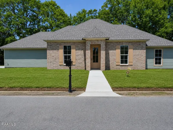 1036 Timber Trails Rd, Breaux Bridge, LA 70517