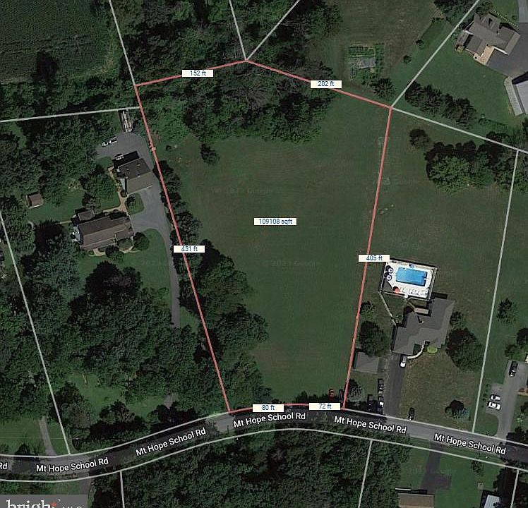 2nd image of 7 N Mount Hope School Rd