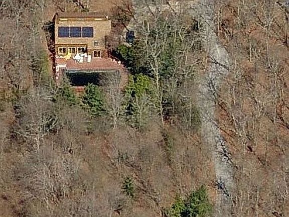 2nd image of 86 Montauk Hwy