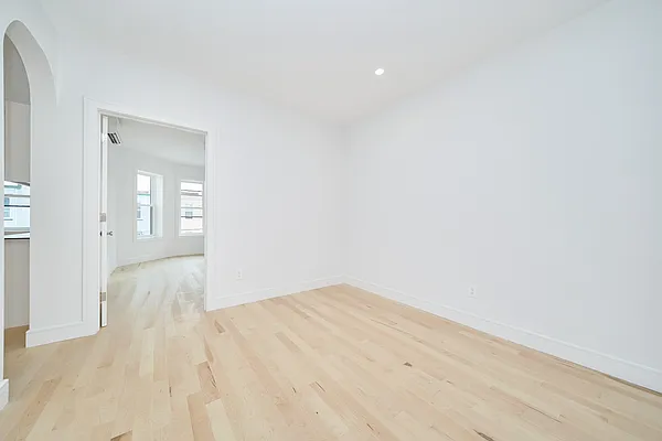 Rented by Living New York | media 13