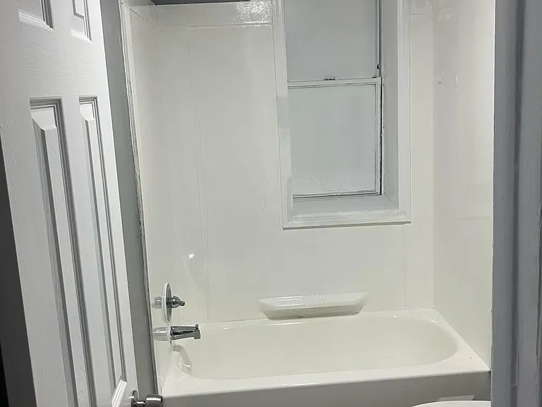5 Adams St #2L — Photo 5
