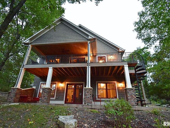 4th image of 8066 Oak Run Dr