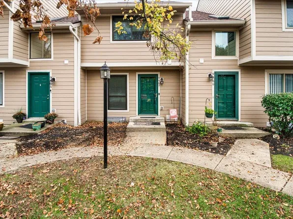 9467 Hunters Creek Dr #203, Cincinnati, OH 45242