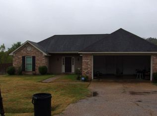 319 Greystone Point, Terry, MS 39170