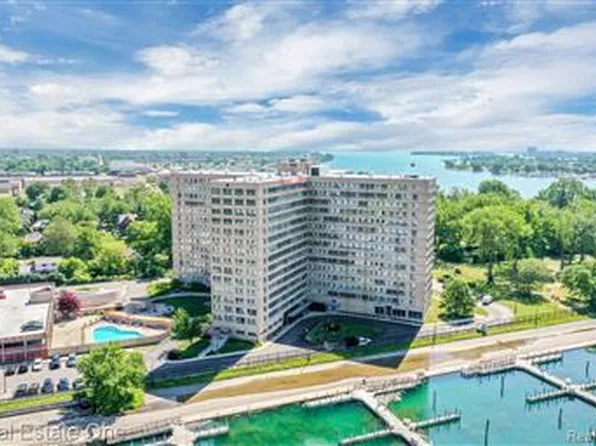 8900 E Jefferson Ave APT 403, Detroit, MI 48214