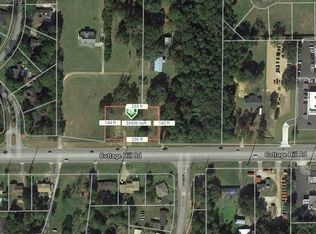 8306 Cottage Hill Rd, Mobile, AL 36695