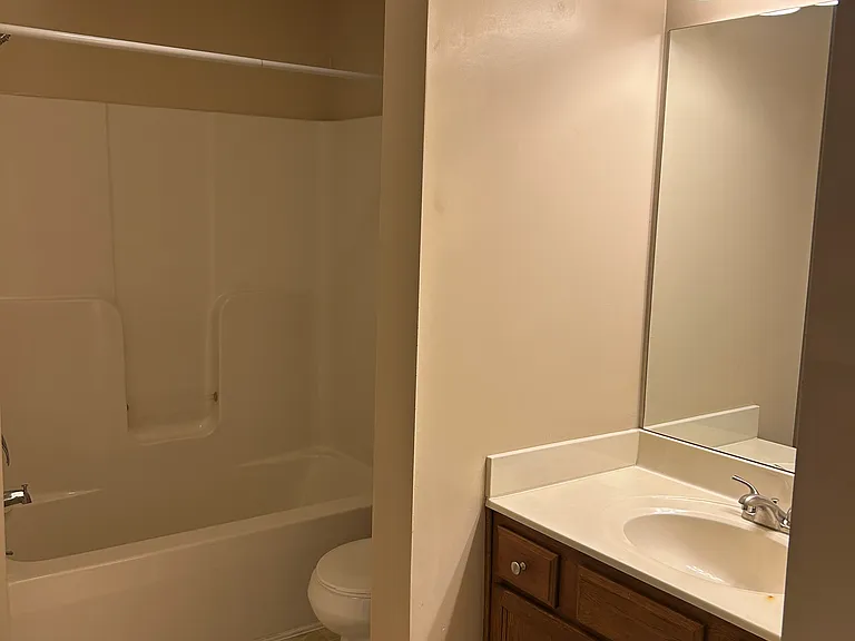 139 Darby Woods Ct — Photo 9