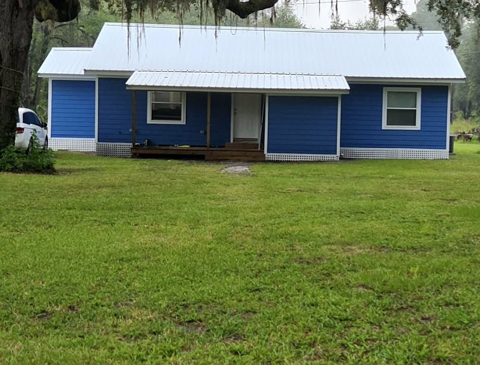 1st image of 571 NE 353rd Hwy #Old
