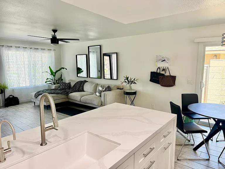 1235 N 84th Pl — Photo 7