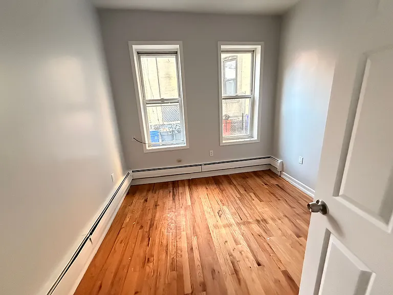 810 West St #2E — Photo 6