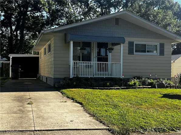 349 Oak St, Wadsworth, OH 44281