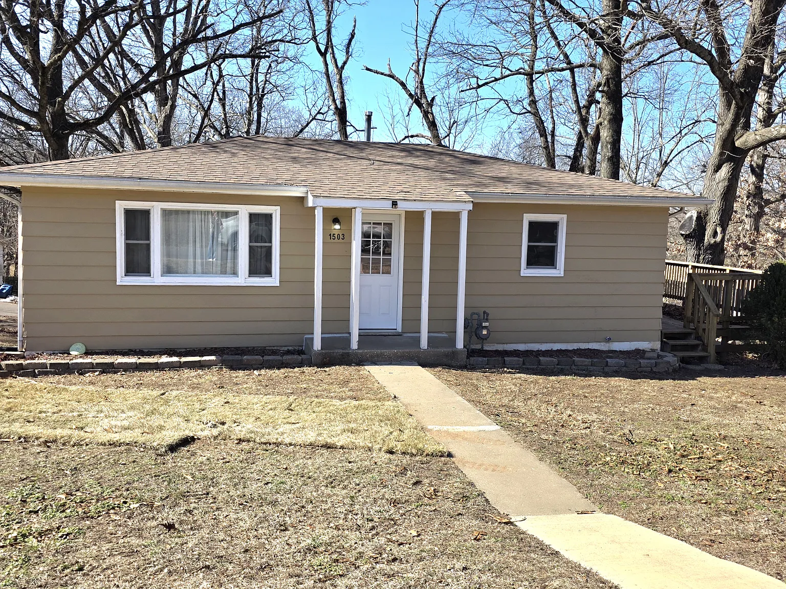 2 bed, 1185 sqft, $1,100 — Photo 1