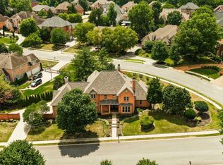 129 N Country Club Dr, Hendersonville, TN 37075