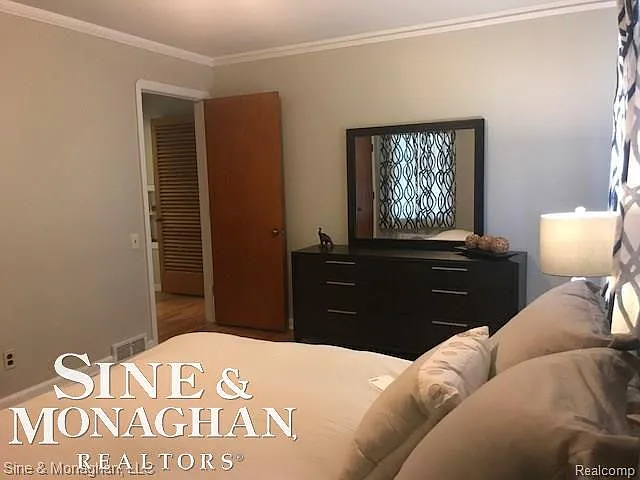 1332 Somerset Ave #LOWER — Photo 26