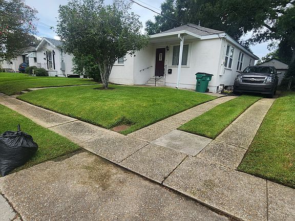 2nd image of 4525 Chalfant Dr
