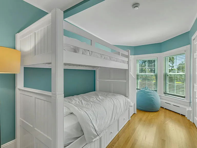 74 Union Ave — Photo 23