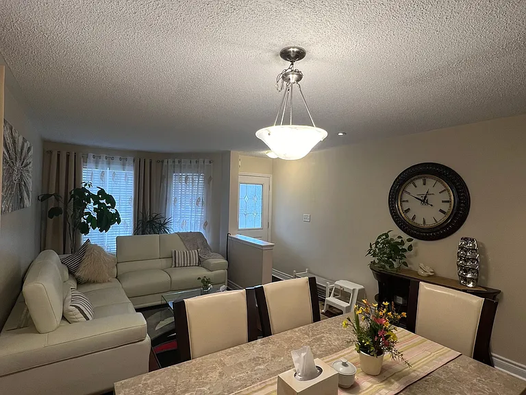 860 Luxton Dr — Photo 4