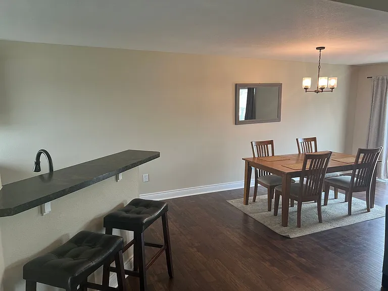 103 Copper Ct — Photo 4
