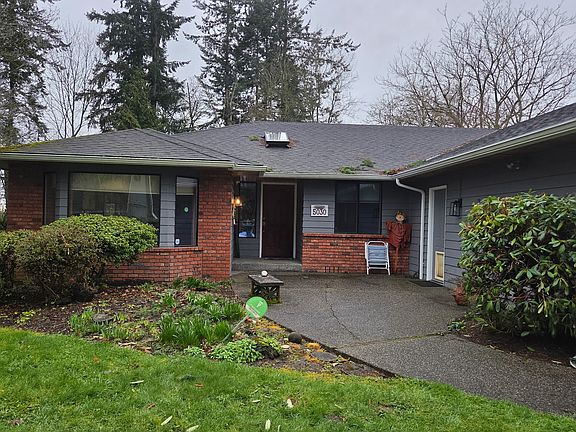 2nd image of 5030 83rd Ave NE
