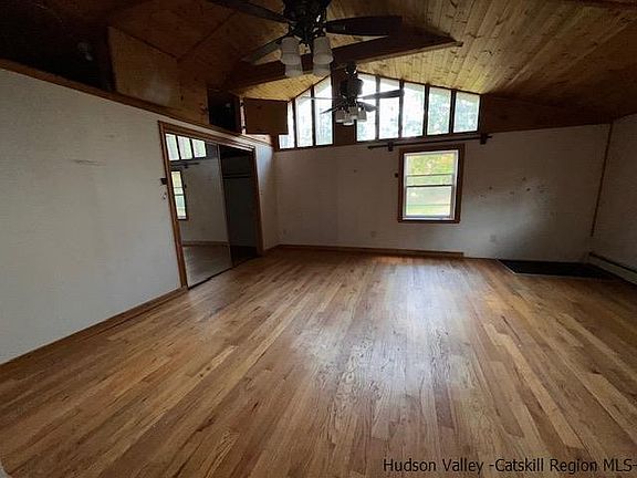 3rd image of 149 Serenity Drive