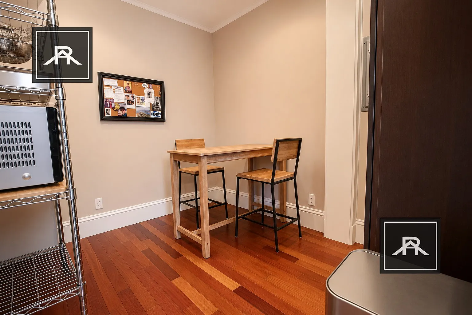 2 bed, 1.0 bath, 945 sqft, $3,300 — Photo 3