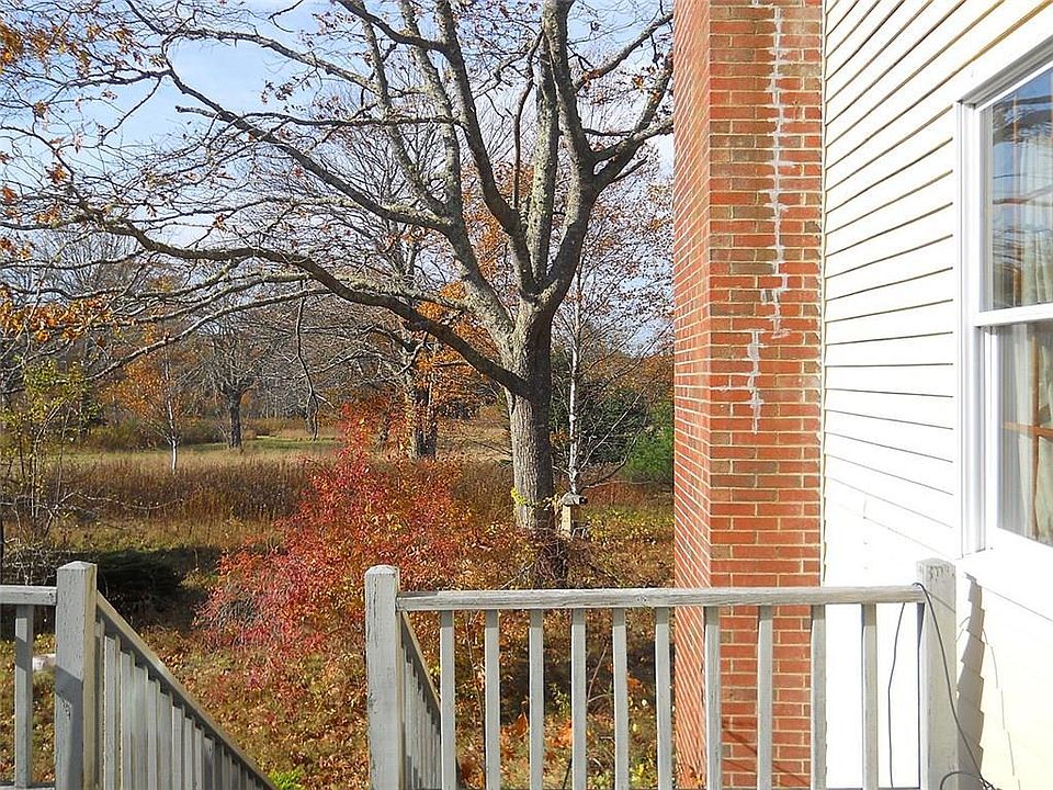 2nd image of 94 Snowball Hill Road