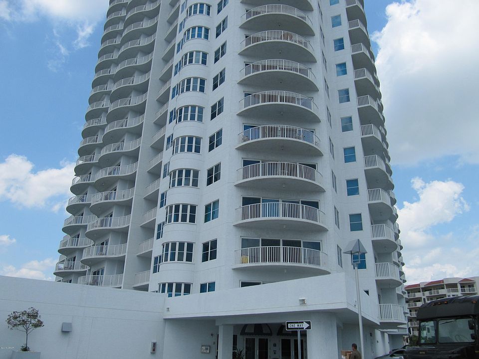 1st image of 2 Oceans Blvd #908