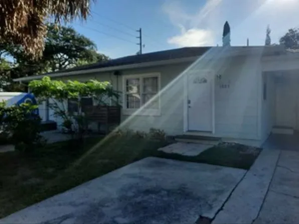 1885 Springtime Ave, Clearwater, FL 33755