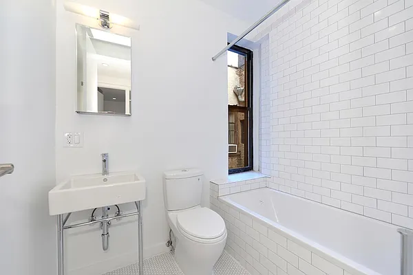 Rented by Aether Property Group | media 18
