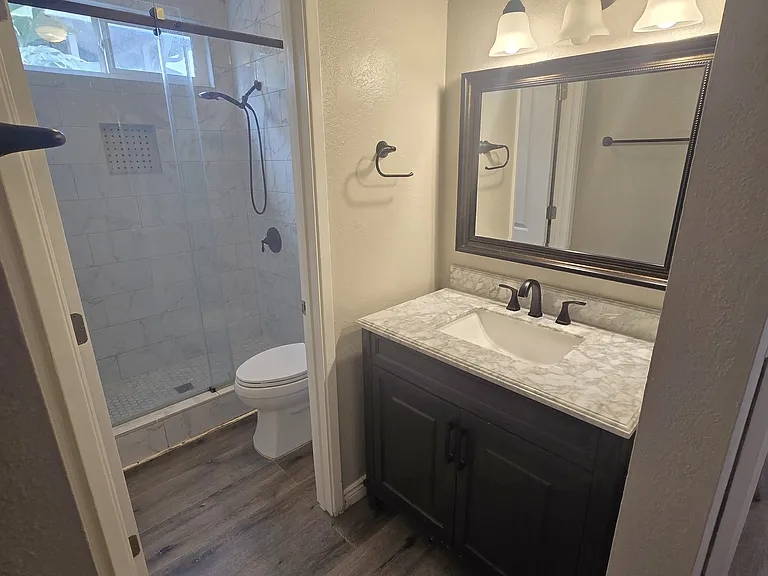 1454 Emerald St — Photo 25