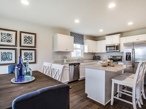 4th image of 7305 Clubhouse Dr