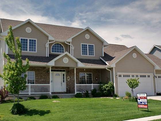 1st image of 4221 Maryhill Dr