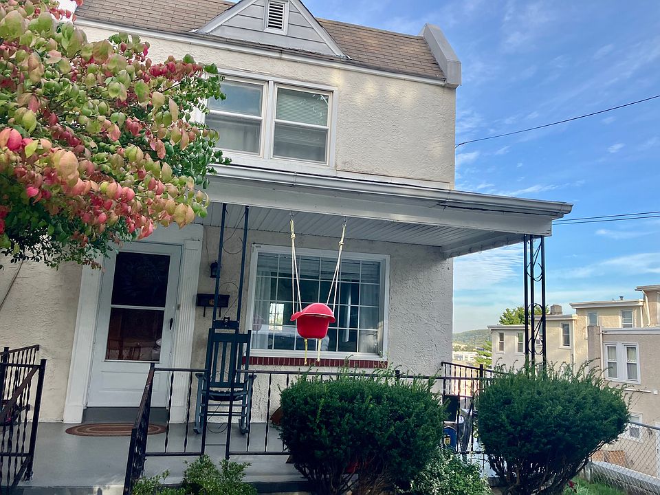 1st image of 208 Cedar Ave