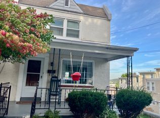 208 Cedar Ave, Conshohocken, PA 19428