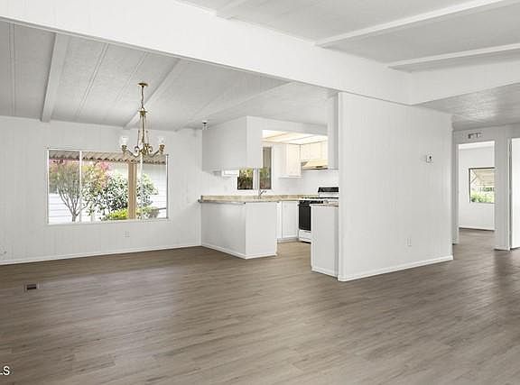 4th image of 71 Caleta Dr #165