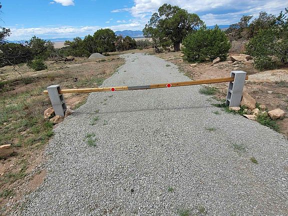 4th image of Xx Lookout Loop