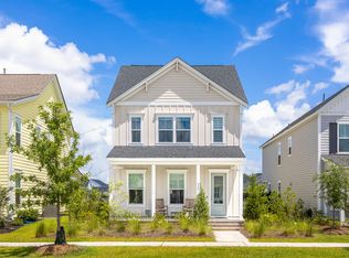 680 Blueway Ave, Summerville, SC 29486