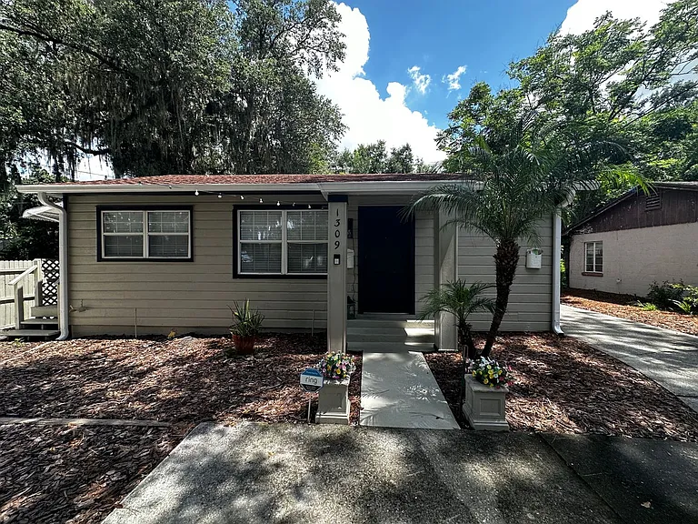 1309 E Harding St — Photo 27