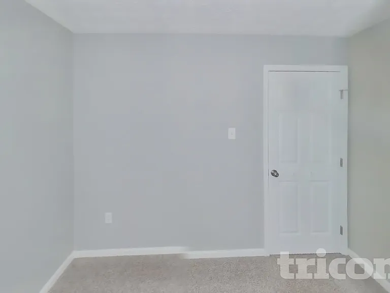 9845 Bayline Cir — Photo 11