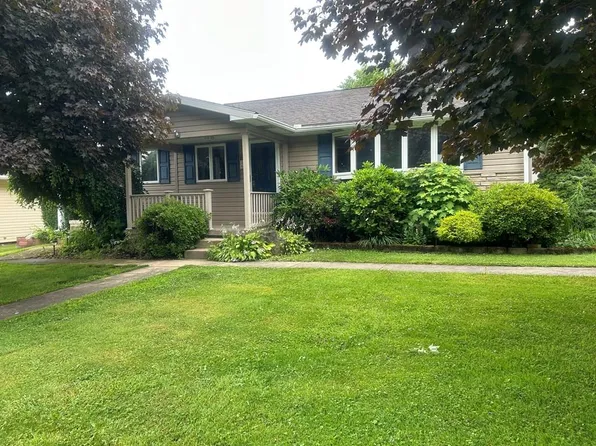 16 Domenica Cir, Clarion, PA 16214