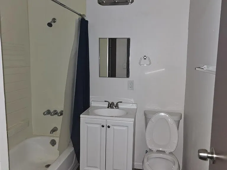 Unit Photo