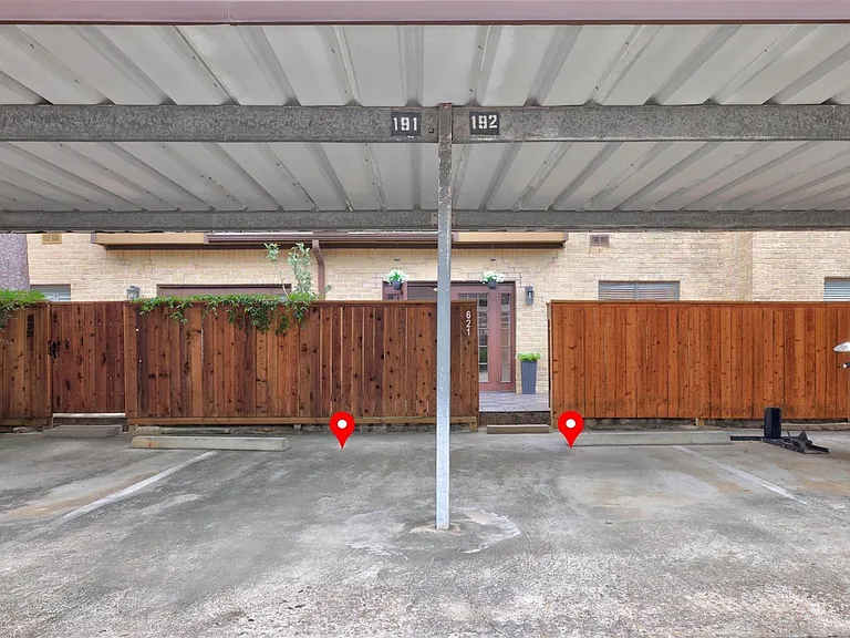 11711 Memorial Dr #621 — Photo 34