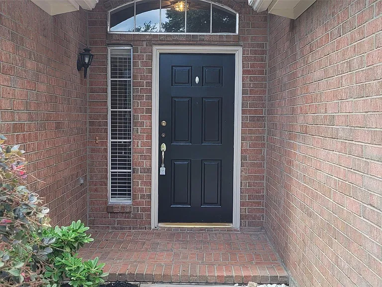 3825 Evergreen Way — Photo 4