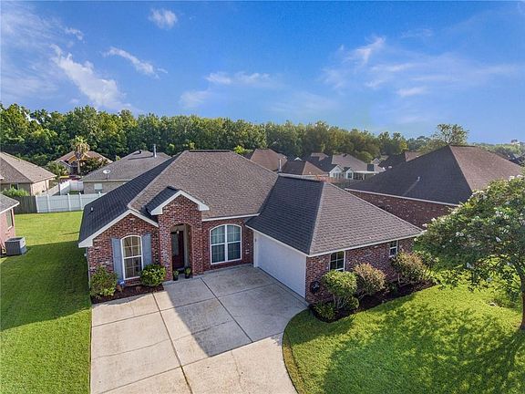 3rd image of 114 Oak Fern Ct