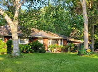 281 30th Ave, Kenosha, WI 53144