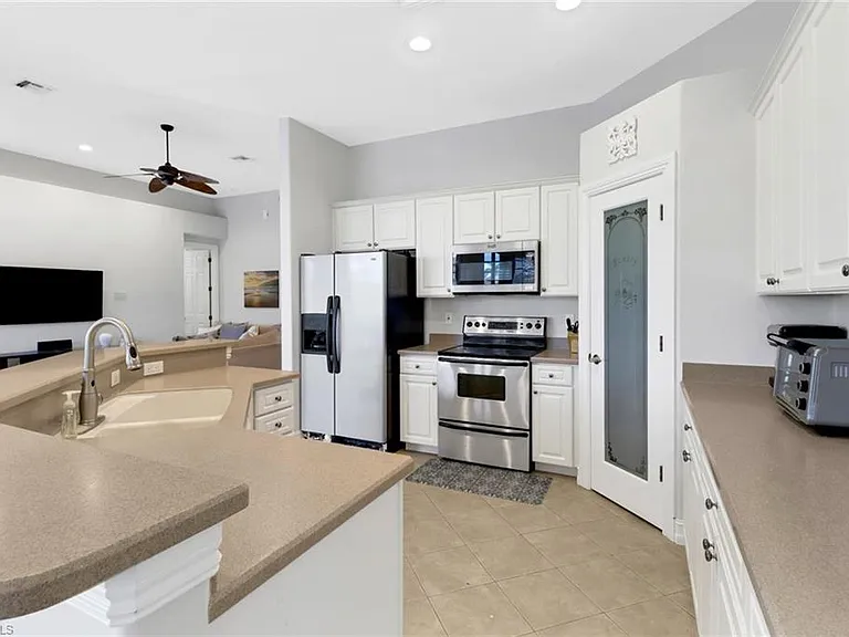 6757 Bent Grass Dr — Photo 10