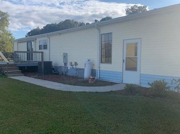 1674 White Oak River Rd, Maysville, NC 28555